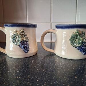 Ceramic Grape Relief Coffee Mug Set - Cream with Blue Trim